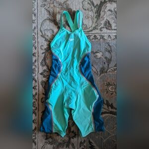 Speedo Green/Glow Pure Intent Open back kneeskin